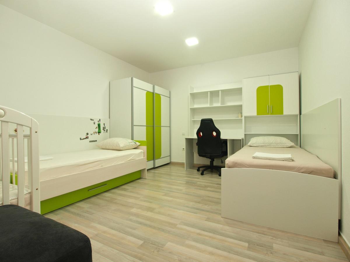 Apartments Slavka 1155 Pola Esterno foto